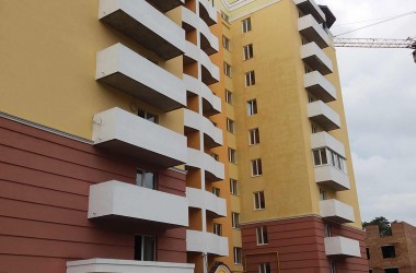 Осенний сезон фасадов Element – яркие новостройки в г. Буча